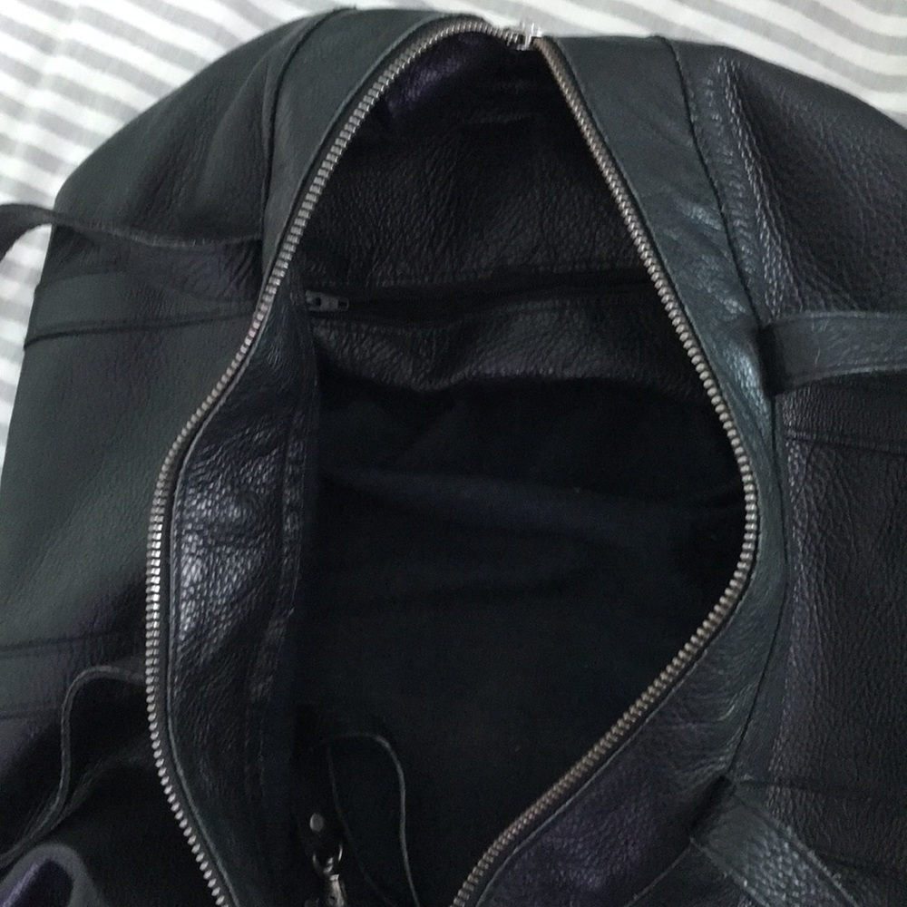 Alex Bender Leather Weekender Duffle Bag - Picture 6 of 7